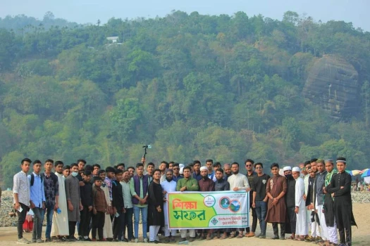 deshchitro-63e68069c8ed1-100223113537.webp