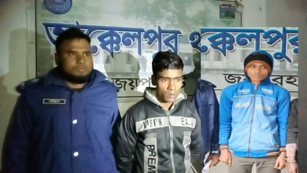 deshchitro-675aa283de5bf-121224024451.webp