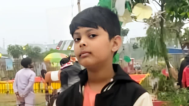 deshchitro-67eb6fab42d24-010425104635.webp