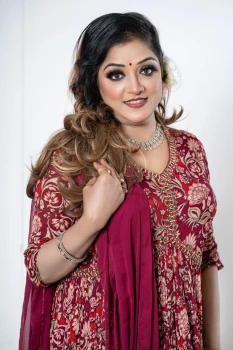 deshchitro-67fe3e942f778-150425051012.webp