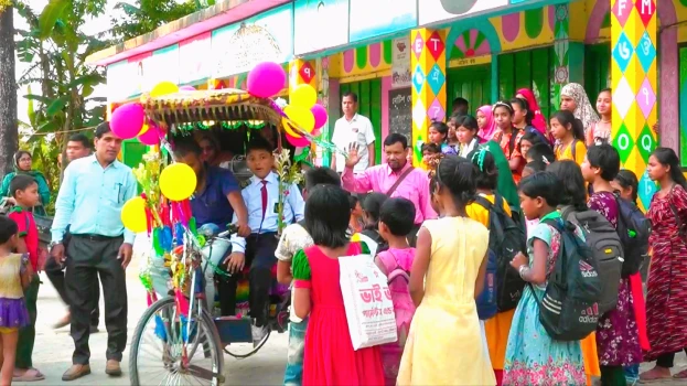 deshchitro-681356311ca16-010525050833.webp