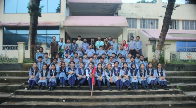 deshchitro-68db78036dcee-300925122611.webp